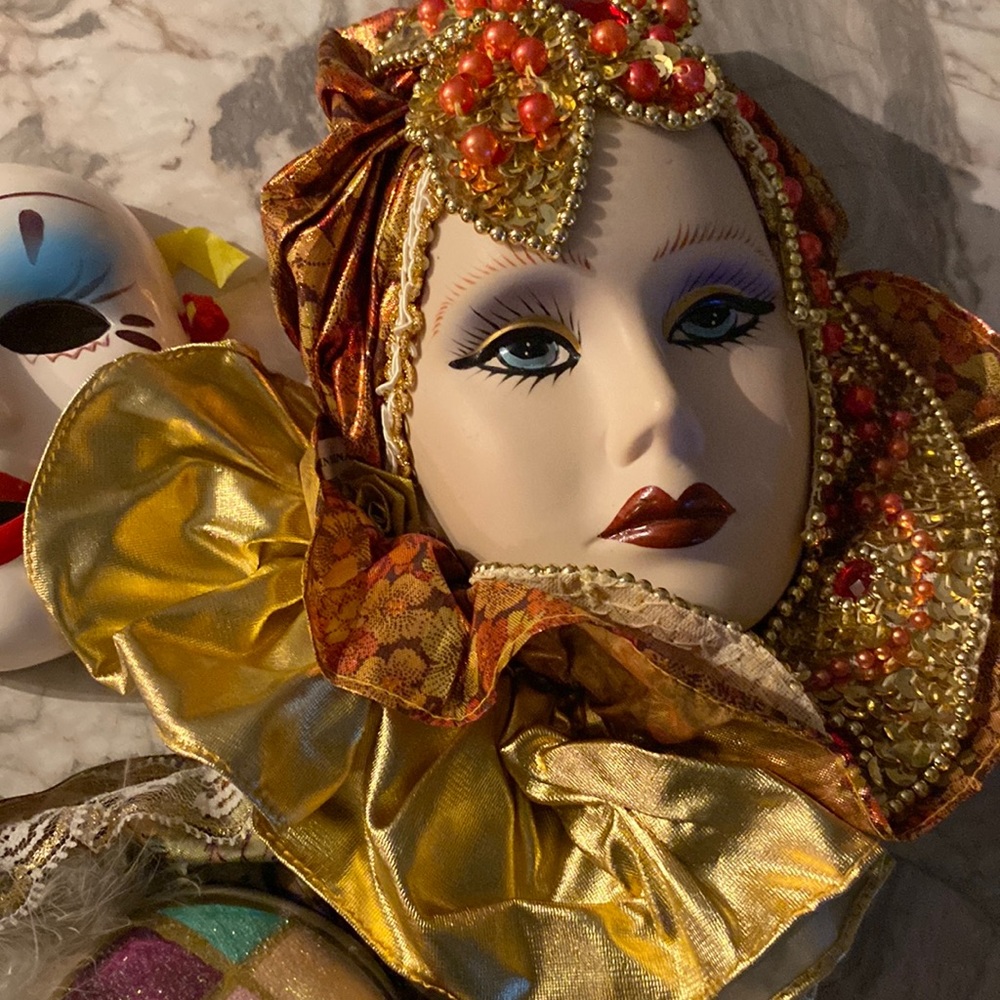 Masquerade faces